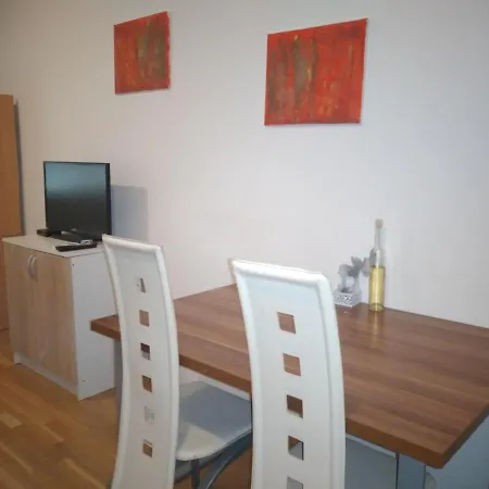 Apartman T&k アパート *